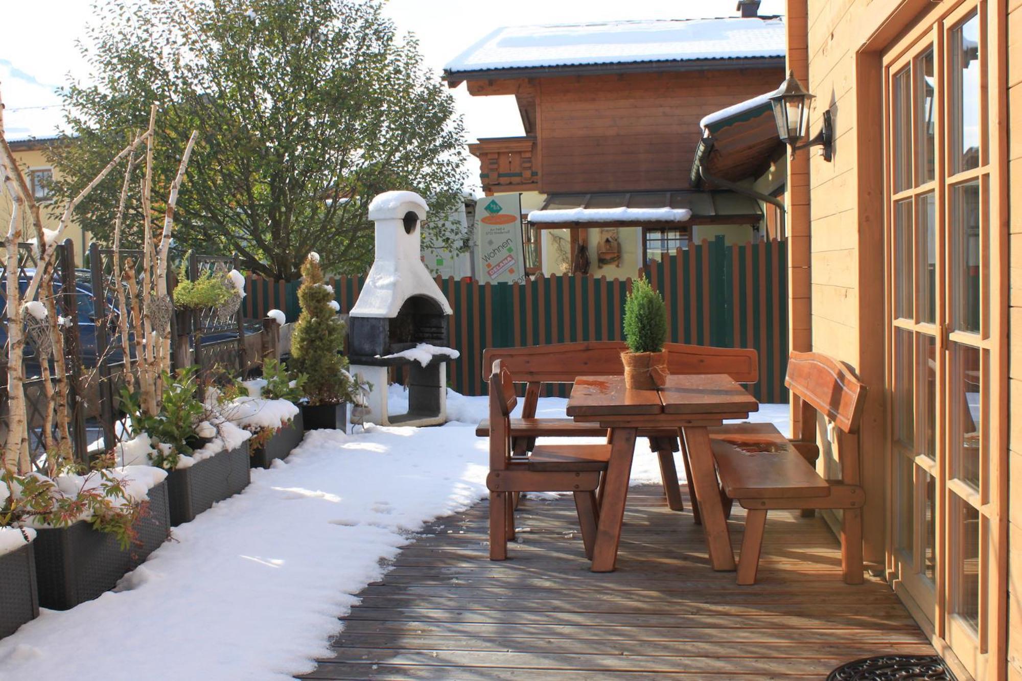 Alpen Chalets Zell Am See Niedernsill Exterior photo